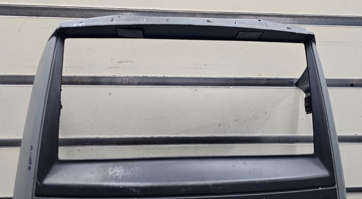 🔥2008-2010 CHRYSLER TOWN COUNTRY Dashboard Radio Climate Bezel Grey