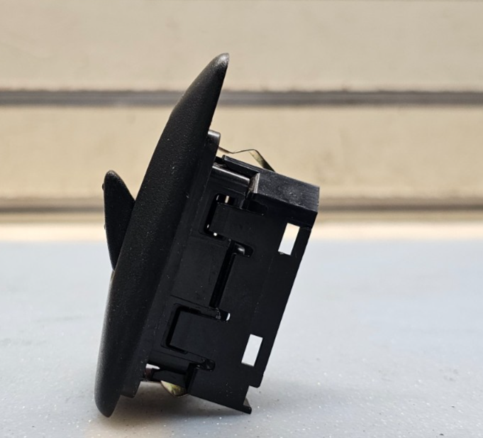 03-06 Silverado Tahoe Suburban Yukon Sierra Right Rear Window Door Switch Black
