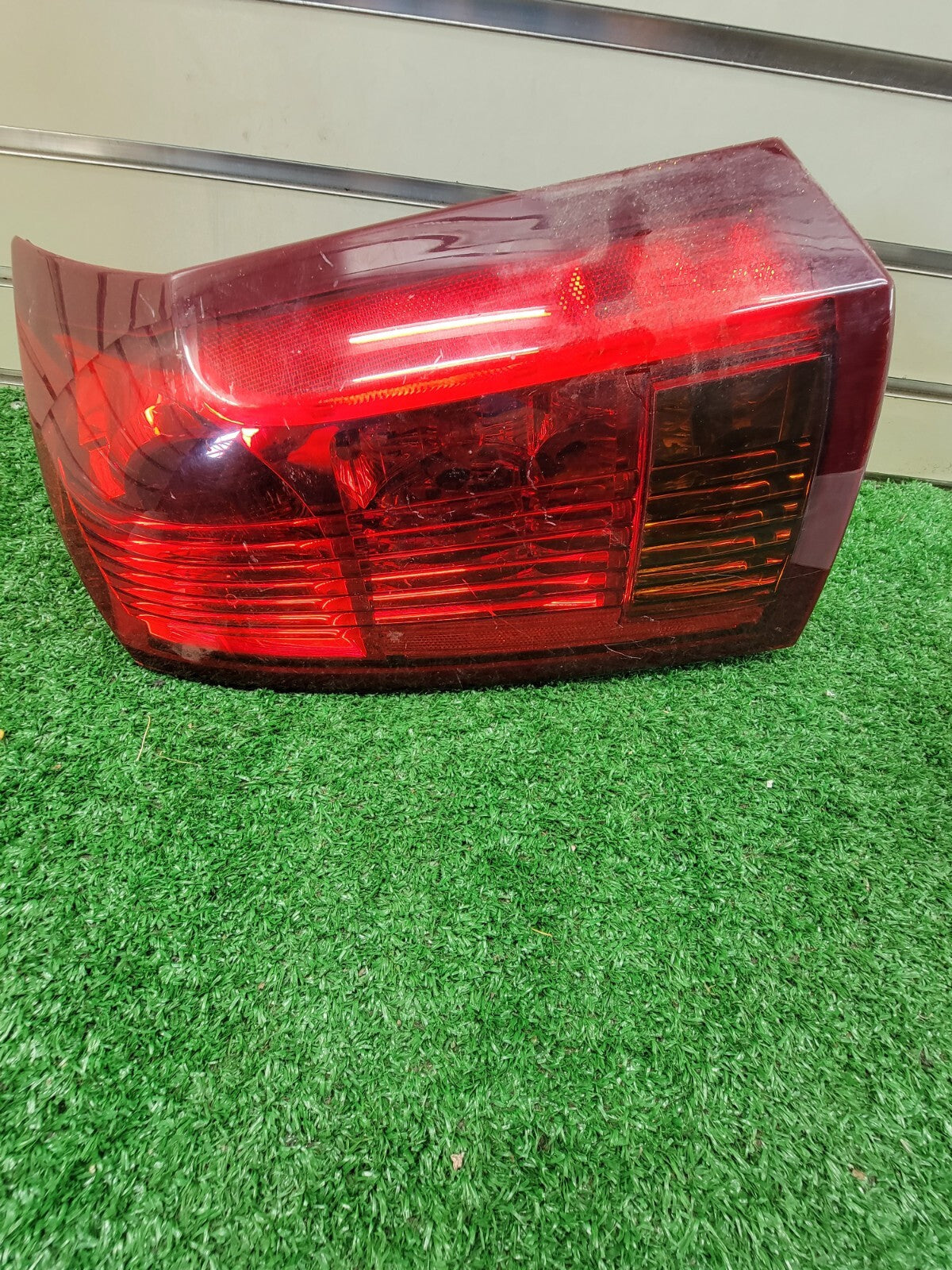 🔥03-07 Cadillac CTS Sedan Taillight Lamp Assembly RIGHR PASSENGER Side Chrome