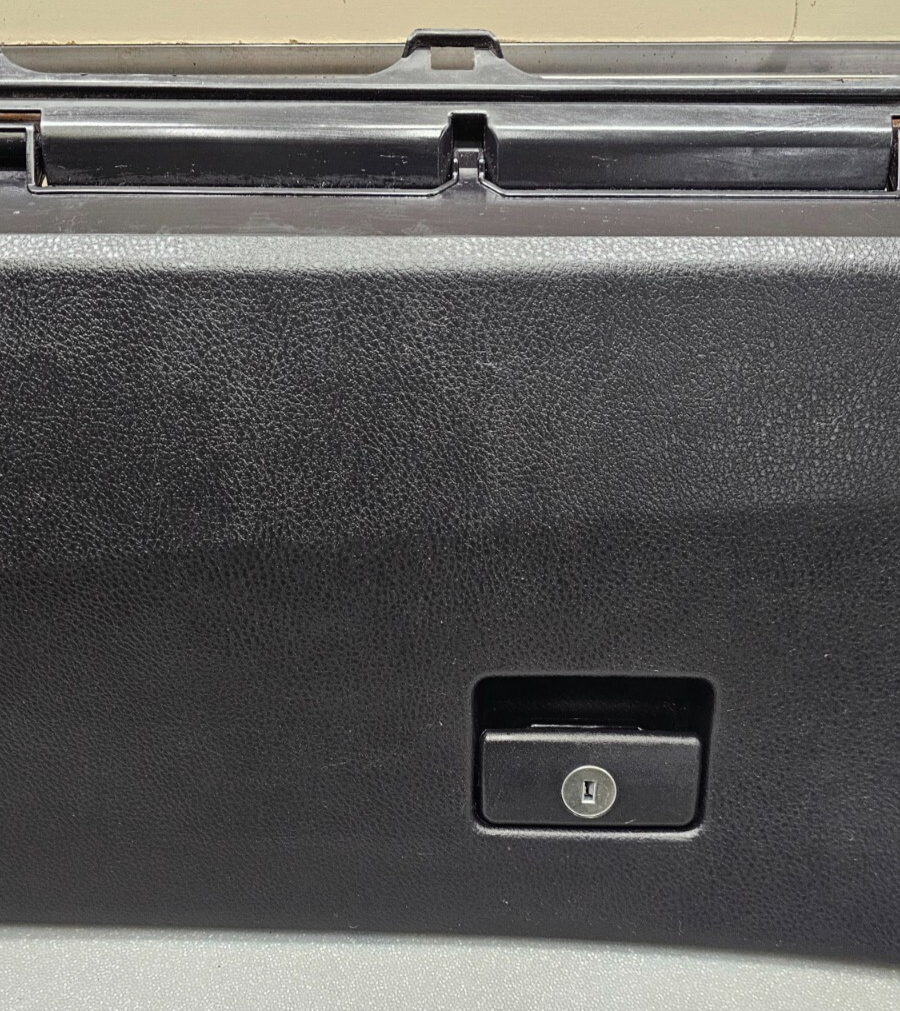 🔥14-19 TOYOTA HIGHLANDER DASH GLOVE BOX STORAGE COMPARTMENT ASSEMBLY BLACK OEM