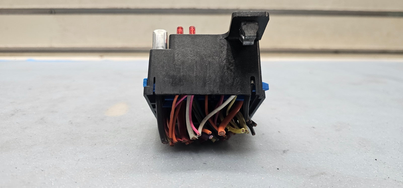 🔥95-99 SUBURBAN GMC TRUCK CK Door Engine Bay Under Hood Fuse Box Cover Lid