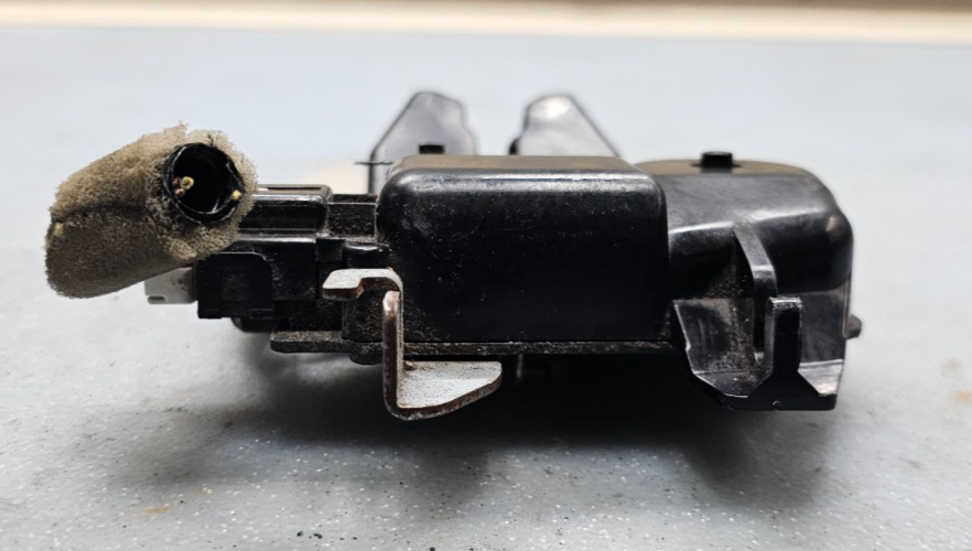 🔥08-14 Subaru Impreza WRX STI Trunk Latch Lid Release Lock Mechanism Sedan OEM