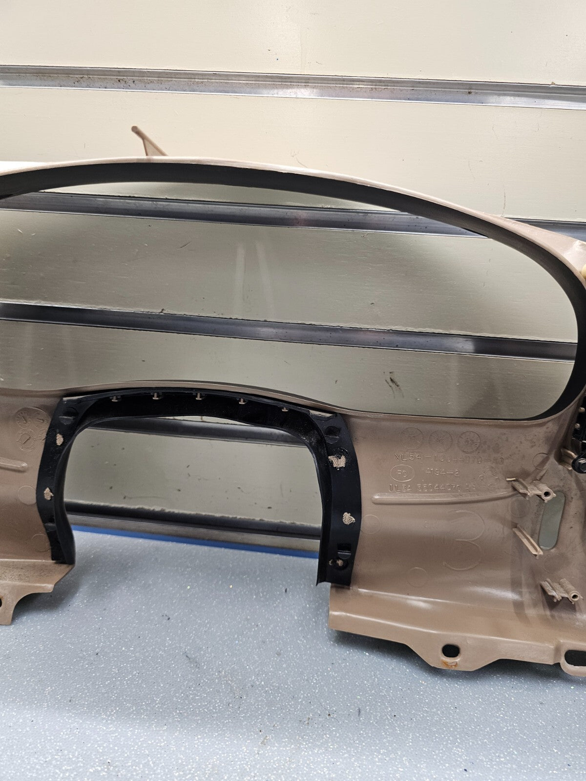 🔥95-06 RANGER EXPLORER Dash INSTRUMENT Cluster BEZEL Speedometer Trim TAN C15