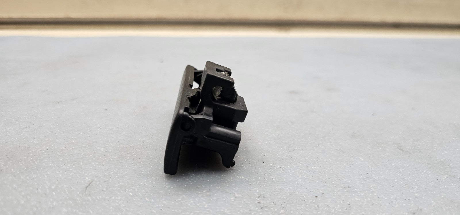 🔥95-06 Nissan Sentra Glove Box Compartment Lock Latch Handle Assembly Black OEM