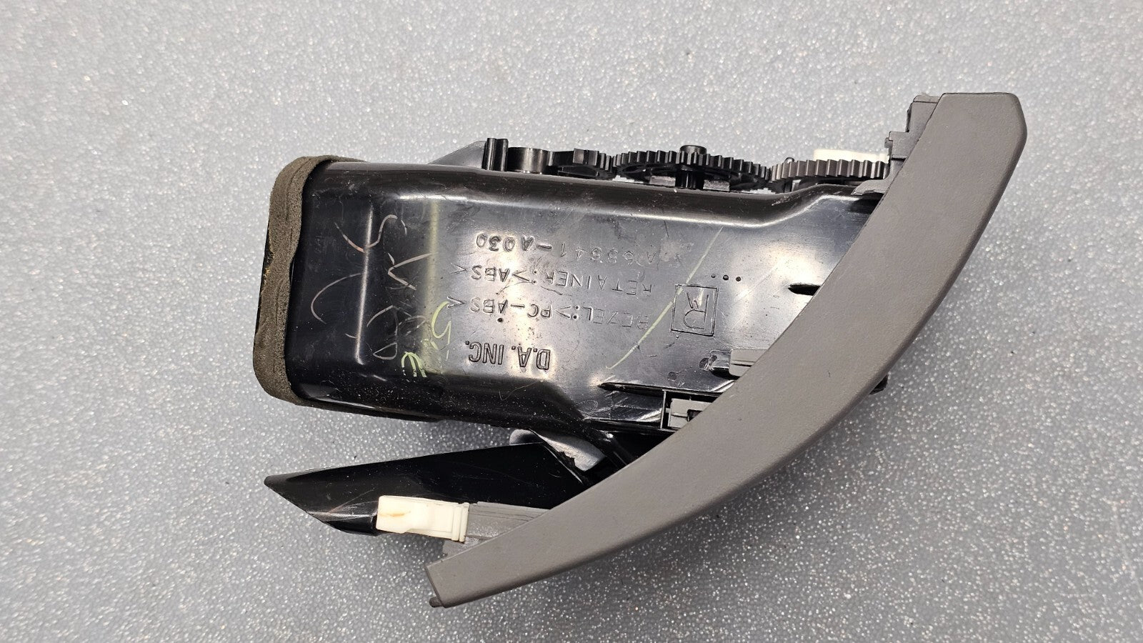 🔥02-06 TOYOTA CAMRY RIGHT PASSENGER DASH AIR VENT CONDITIONING HEATER GRAY