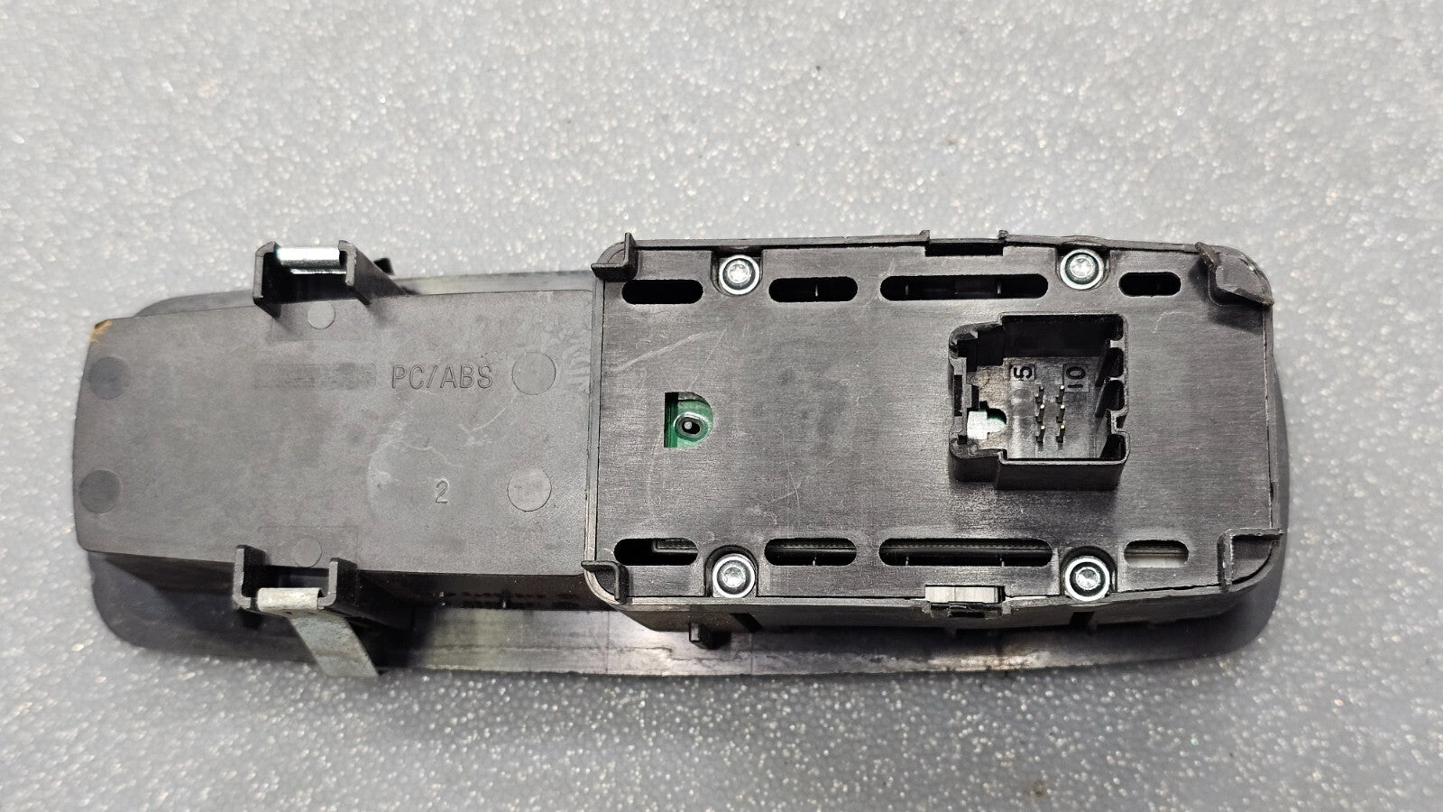 🔥08-11 Grand Caravan Nitro Journey Ram T&C Right Passenger Window Switch BLACK