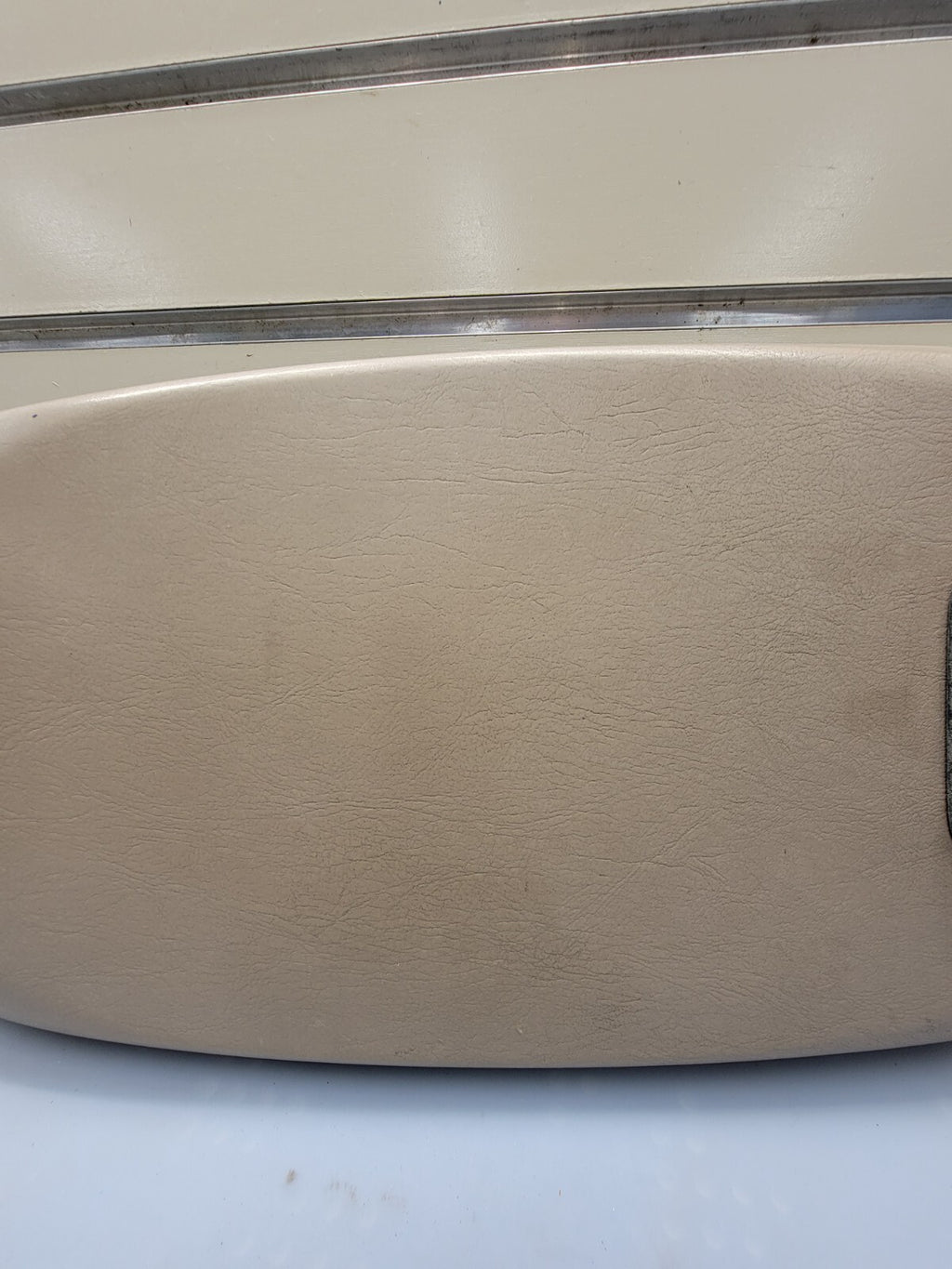 🔥99-07 Ford Excursion F250 F350 Front Center Console Lid TAN OEM