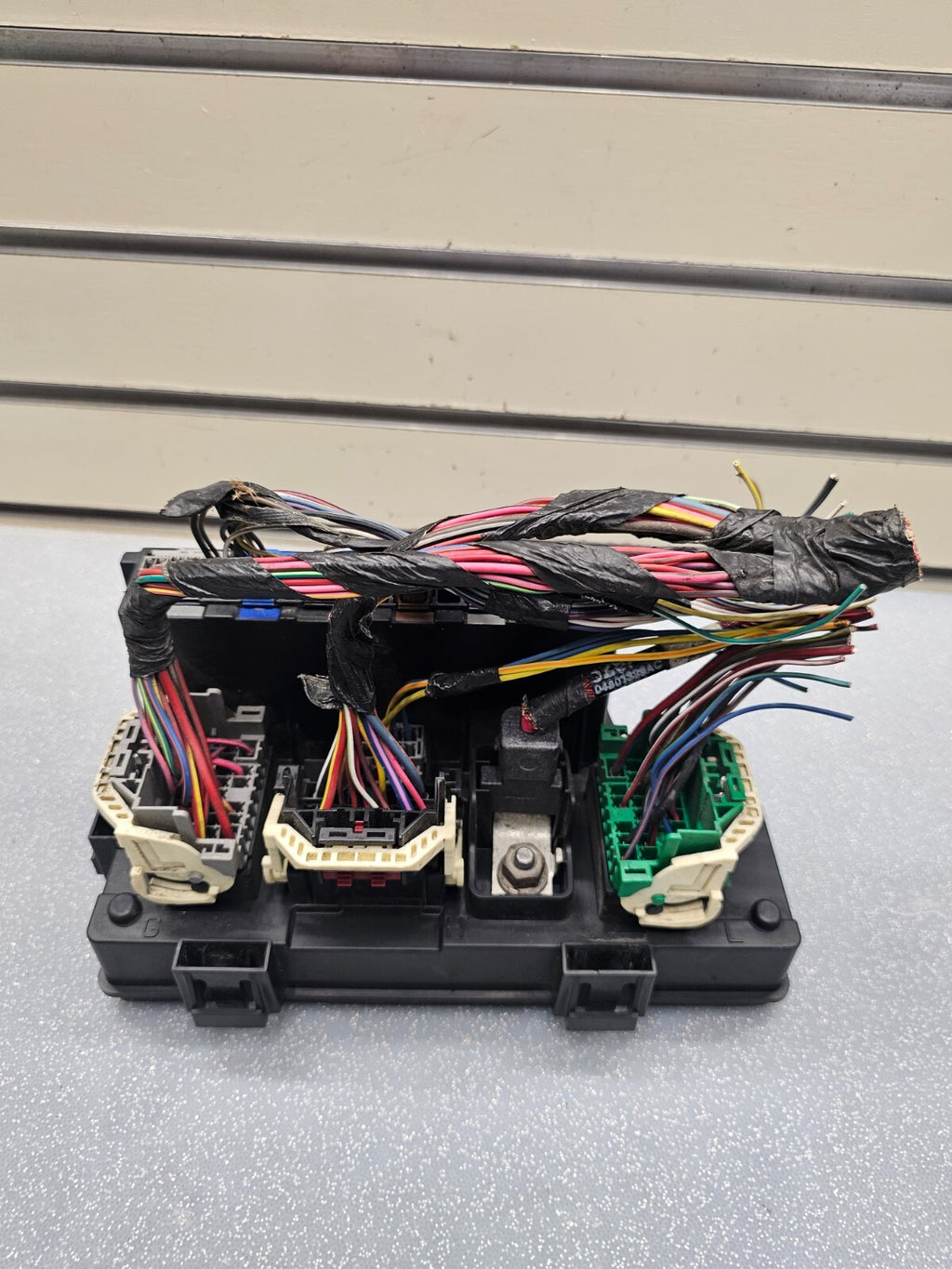 🔥10 SEBRING /AVENGER FUSEBOX FUSE BOX RELAY TIPM BODY MODULE BCM