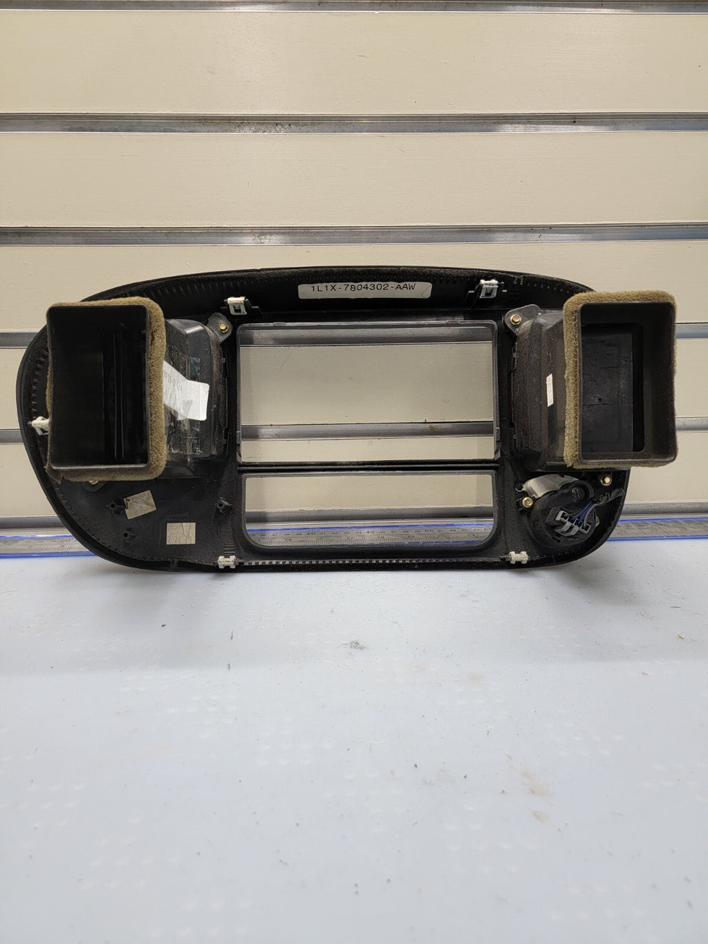 🔥97-03 Ford F150 Center Dash Radio Climate Trim BEZEL Panel AIRBG Line GRAY