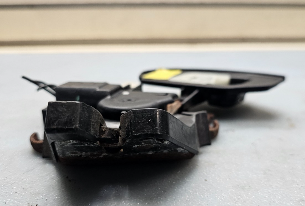 09-13 Mazda 3 6 Sedan Power Trunk Latch Lid Deck Lock Release Tailgate Actuator