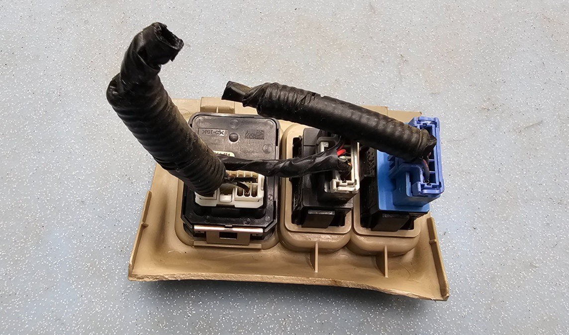 🔥01-05 Honda Civic Cruise Rear Defrost Side Mirror Control Switch OEM TAN