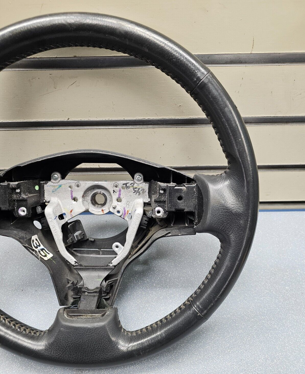 🔥06-12 TOYOTA RAV4 LEFT DRIVER STEERING COLUMN WHEEL COVER LEATHER BLACK OEM