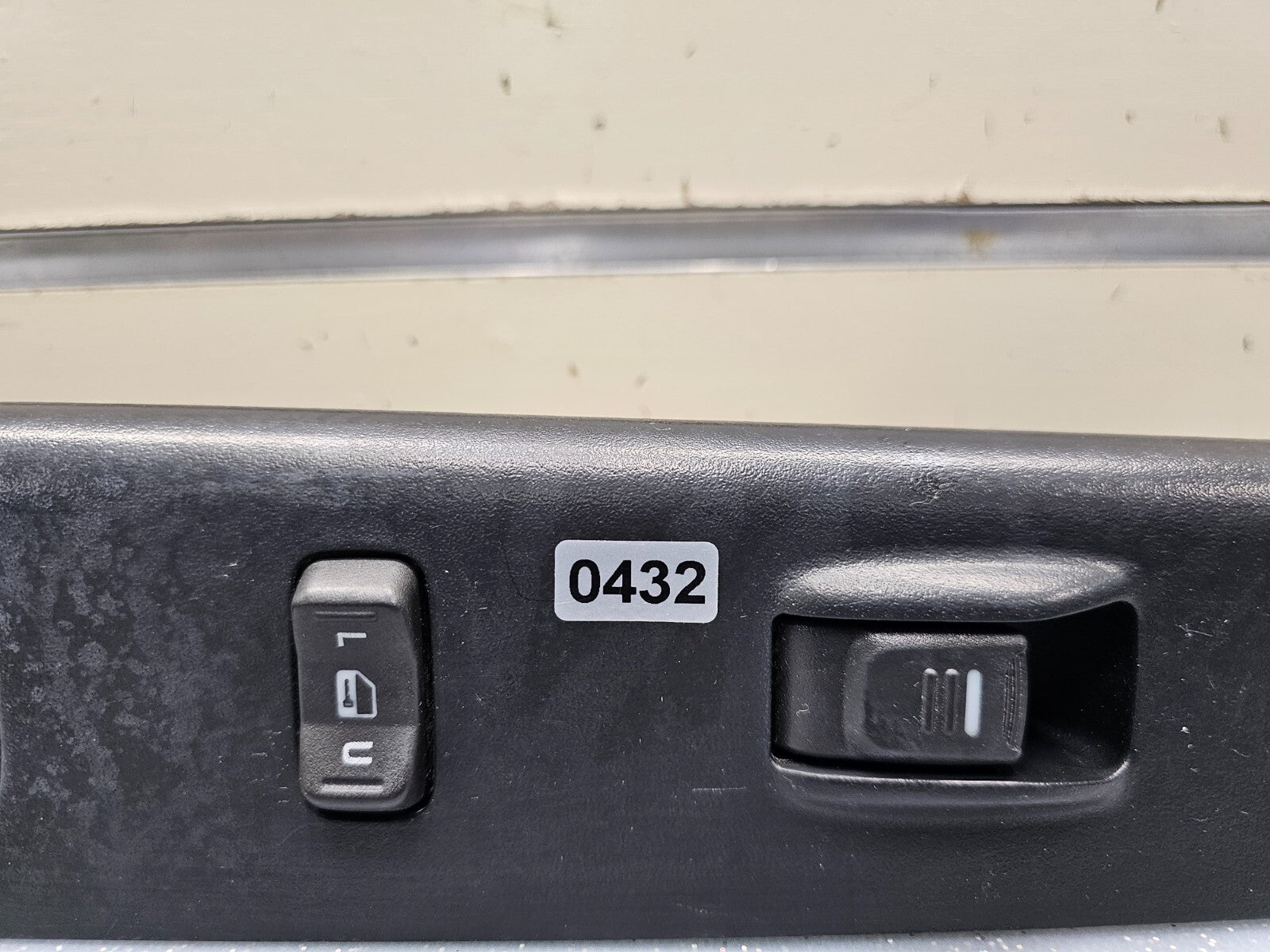 🔥04-12 Colorado Canyon Front Right Passenger Window Control Power Switch Black