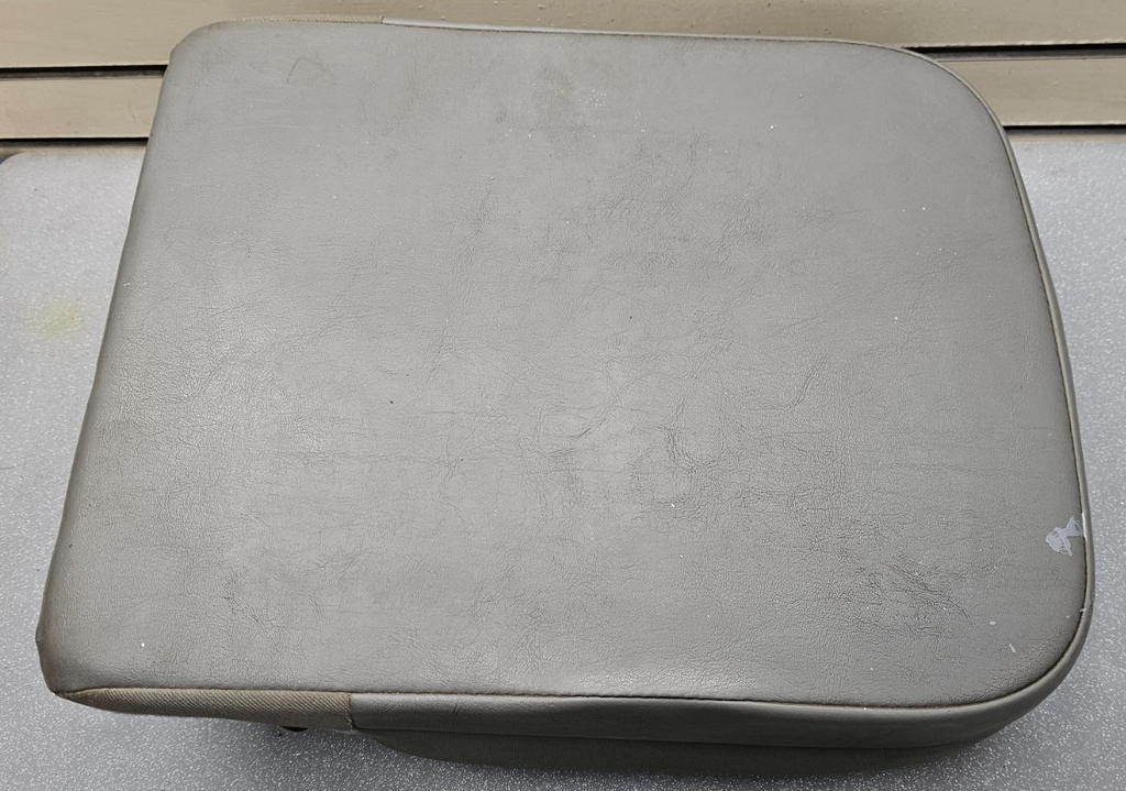 🔥02-08 Dodge RAM Center Console Jump Seat ARMREST Lid Leather/Cloth Gray JS7