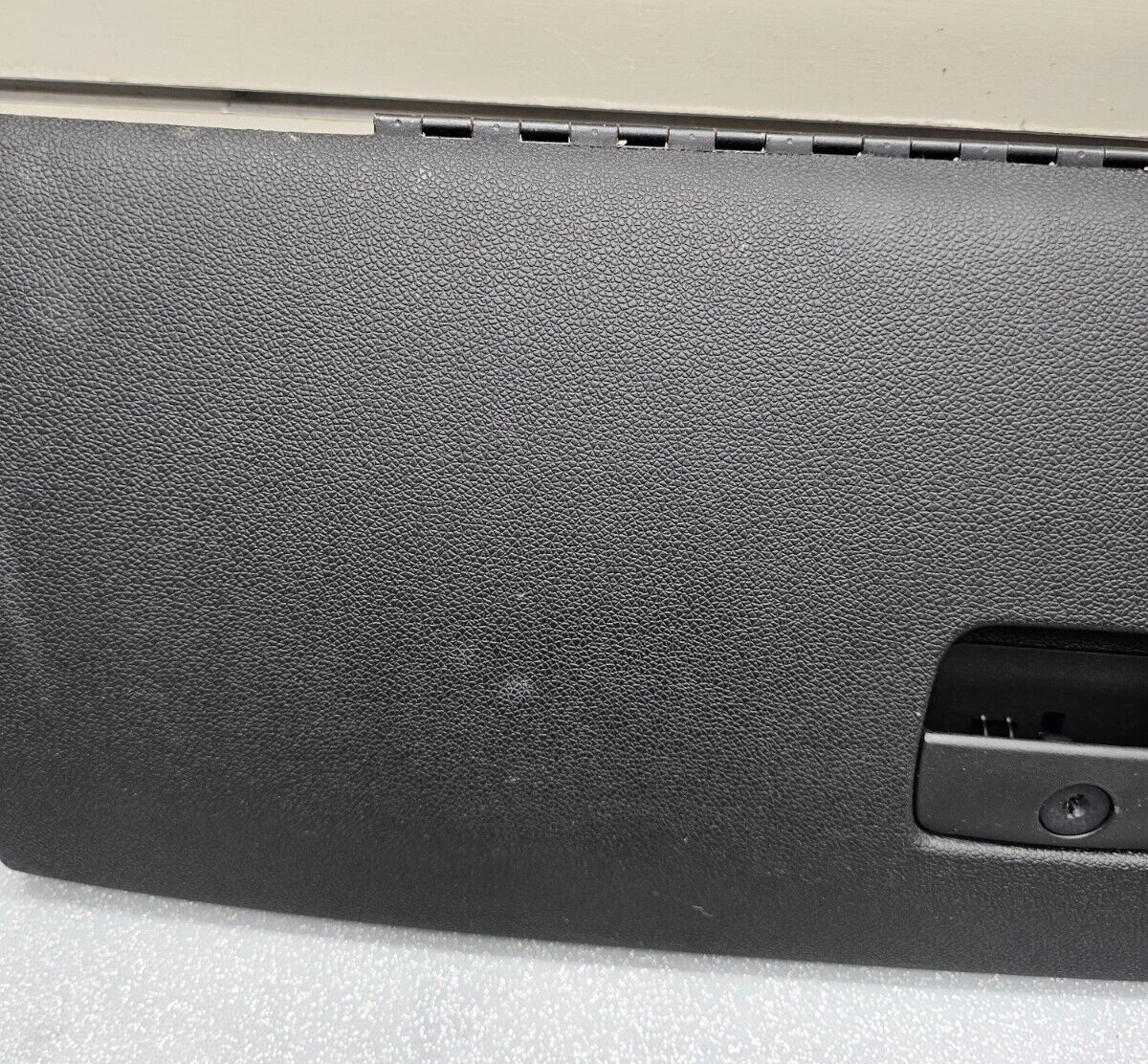 🔥07-13 Silverado SIERRA Dash UPPER GLOVE BOX Storage Compartment Door BLACK G4