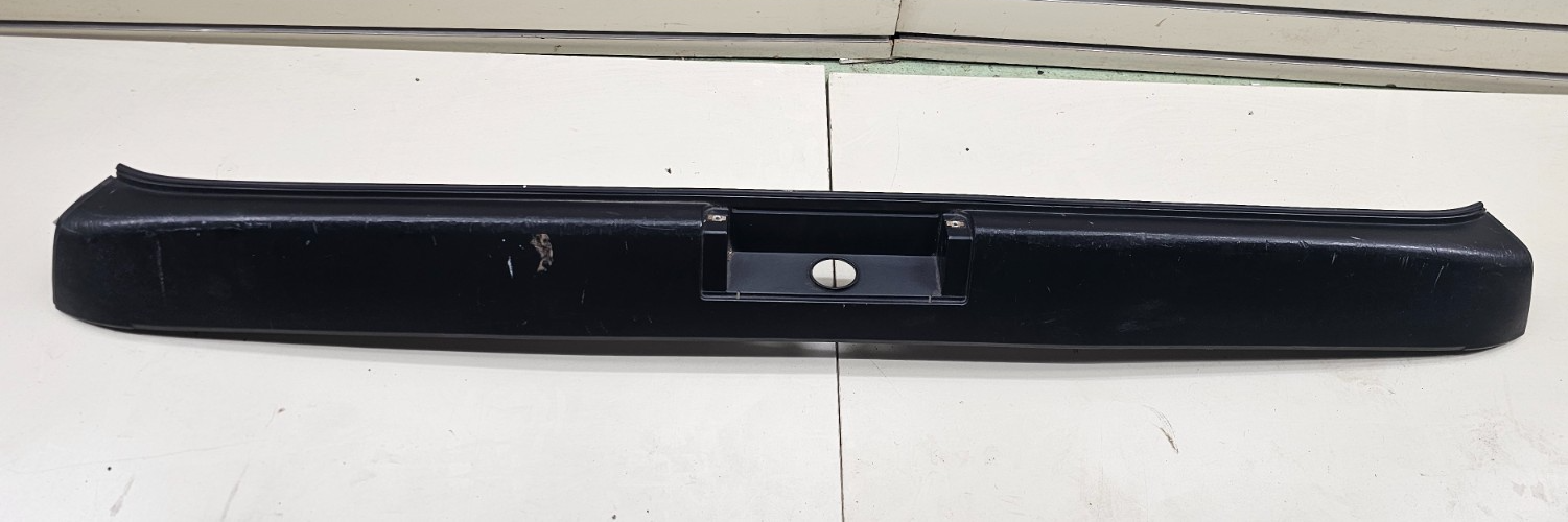 🔥03-20 Chevrolet Express GMC Savana 3rd Third Brake Light Trim Spoiler Black
