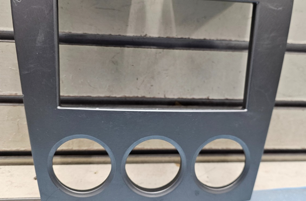 03-08 Subaru Forester Radio Trim Panel Climate Control Center Dash Bezel Silver