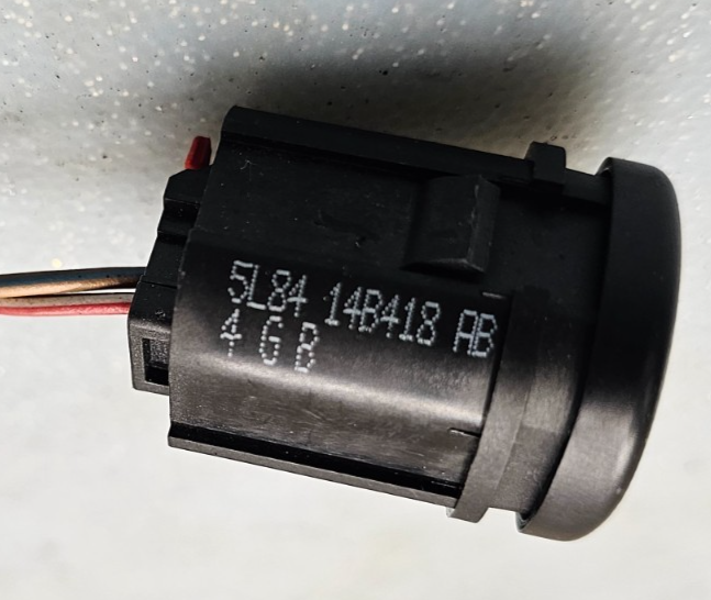 🔥01-07 Escape Right Passenger AR Bag Indicator Fog Window Defrost Switch Black