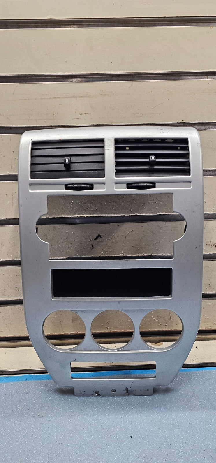 🔥07-09 Dodge CALIBER Dash Radio Center BEZEL Climate Dash Trim Vents Silver B15