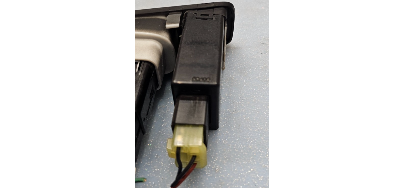 🔥2004-2010 KIA Sportage Control Switch Lock Switch Button OEM