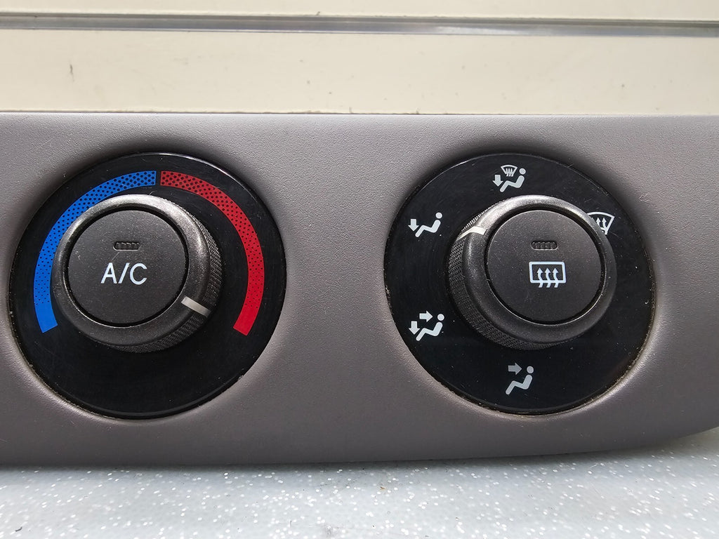 02-06 TOYOTA CAMRY Dash A/C Temperature Heater Climate Control Panel Ventilator
