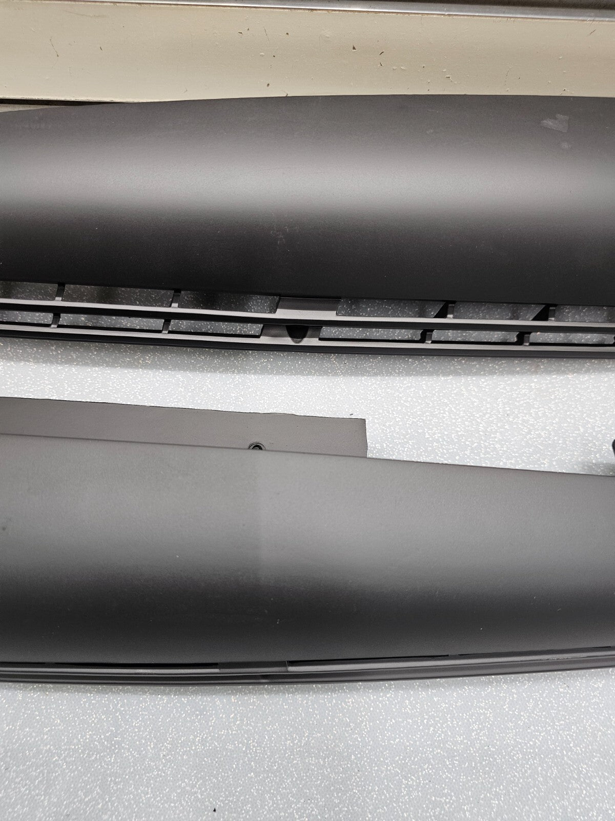 🔥95-99 Chevy GMC C/K Left Right Rear Exterior  D Pillar Barn Door Trim Molding