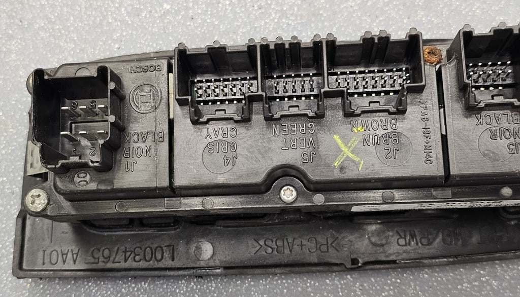 06-11 CADILLAC DTS FRONT LEFT DRIVER MASTER WINDOW POWER SWITCH ASSEMBLY BLACK