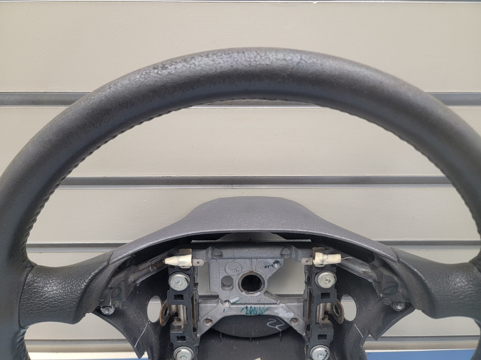 1999-2004 Ford Mustang Charcoal Leather GT Steering Wheel OEM Black