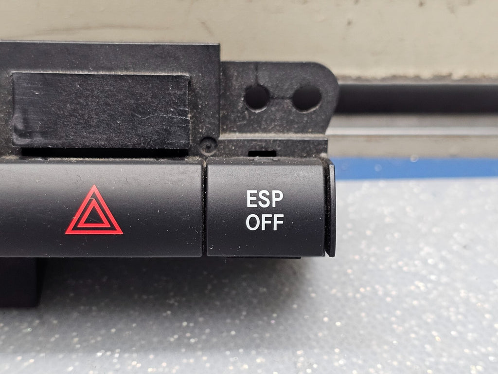 🔥05-07 Chrysler 300 Hazard Warning Light ESP Control Switch Unit Assembly OEM