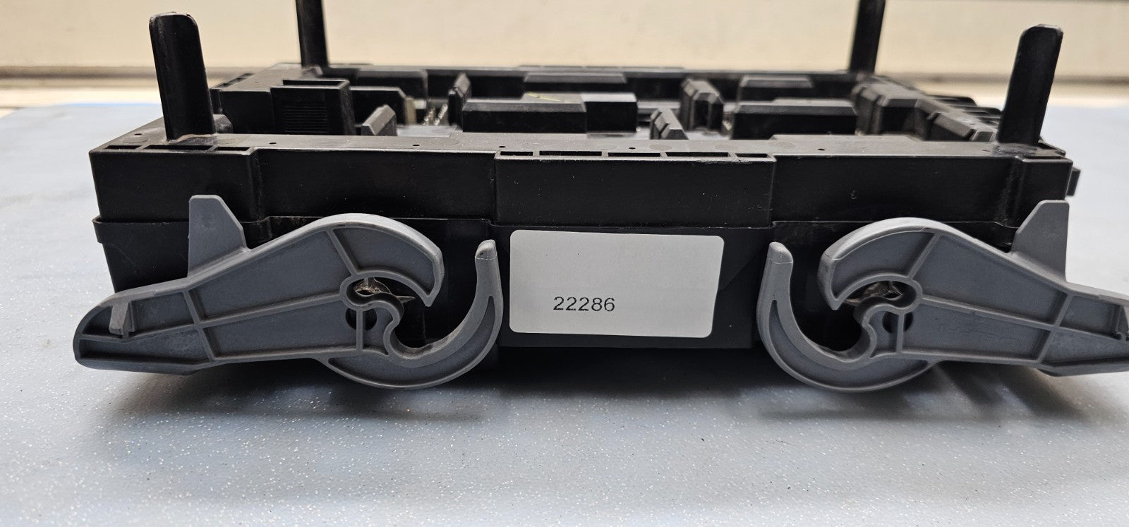 🔥10-14 Chevy Silverado GMC Sierra Fuse Box Relay Junction Power Module Unit OEM