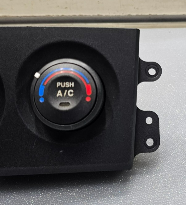 07-09 Kia Sorento LX Dash AC Heater Climate Temperature Control Air Conditioner