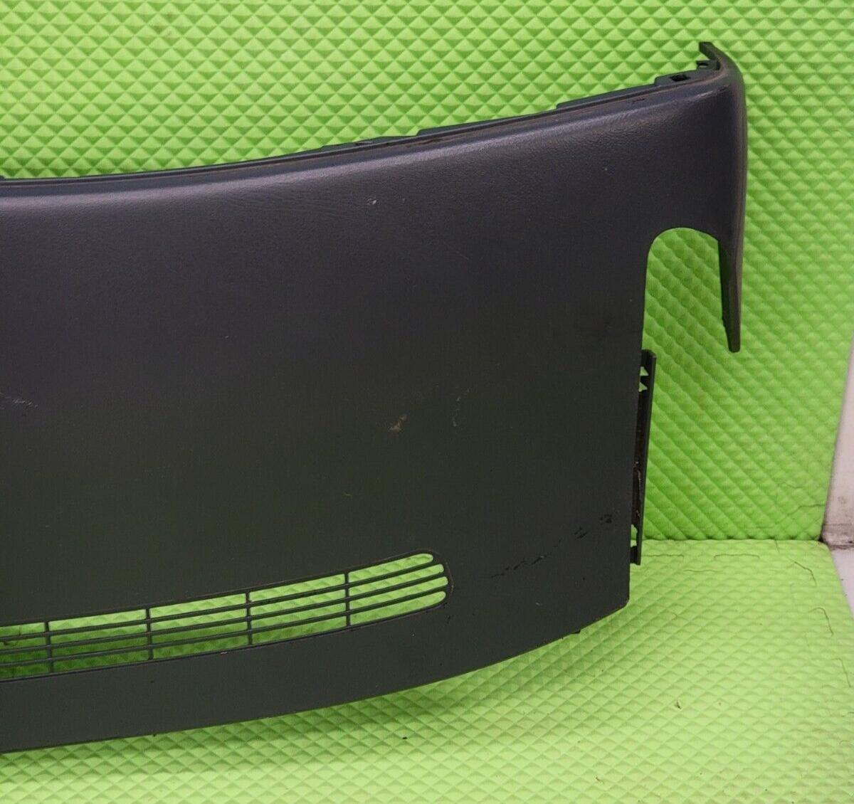 99-06 SILVERADO SIERRA TAHOE Upper Dash Cap Cover Top Pad Dashboard DK GRAY DP1