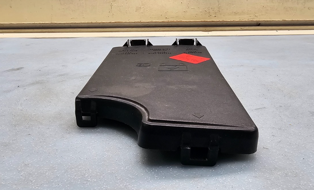 🔥08-09 Dodge Caliber Jeep Patriot Compass TIPM Power Module Relay Fuse Box OEM