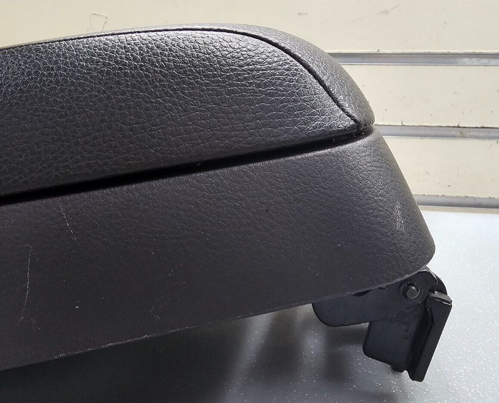 07-12 Santa Fe Center Console Arm Rest Cover Lid Top Pad Storage Assembly Black