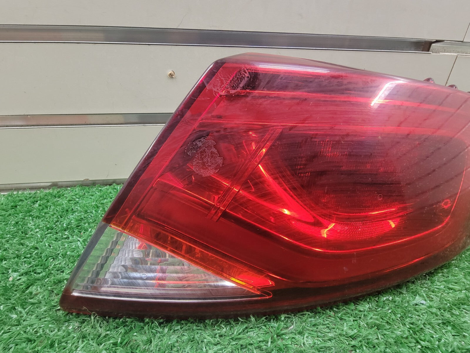 🔥15-17 Chrysler 200 Outer Tail Light Right Passenger RH LED Assembly Chrome OEM