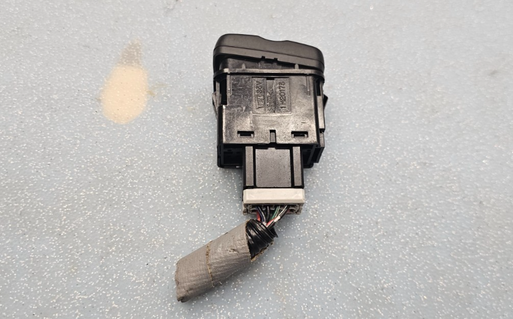 🔥06-08 Honda Pilot Dome Light Lamp Off Control Button Switch SW16