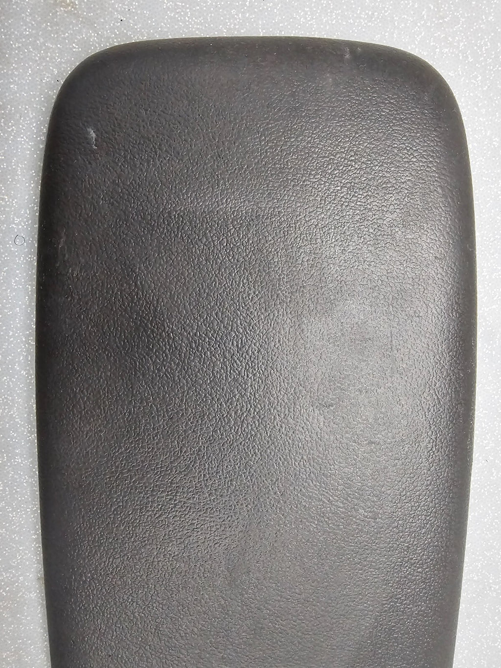05-10 Cobalt Pontiac G5 Front Center Console Lid Arm Rest Cover Assembly Black
