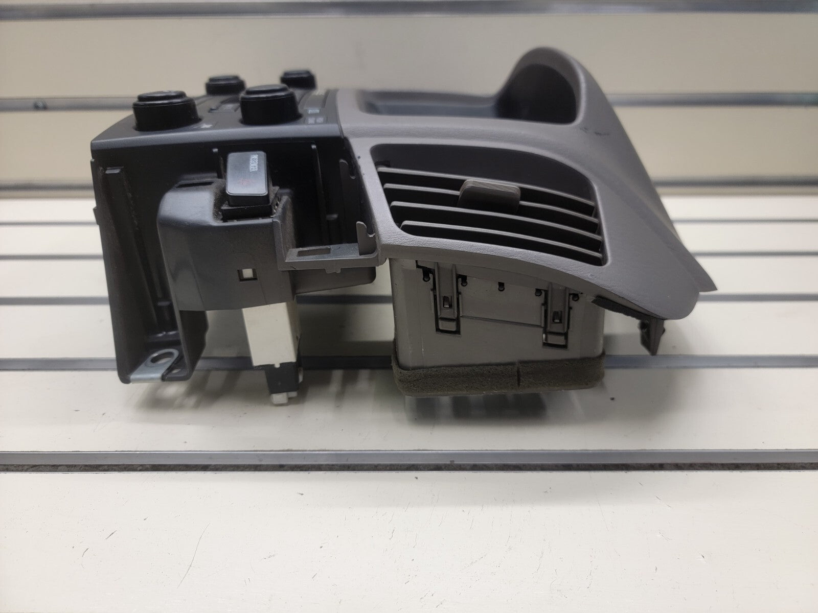🔥1999-2003 Lexus RX300 Am Fm Cd Player Radio Receiver ID P1714 On Radio OEM