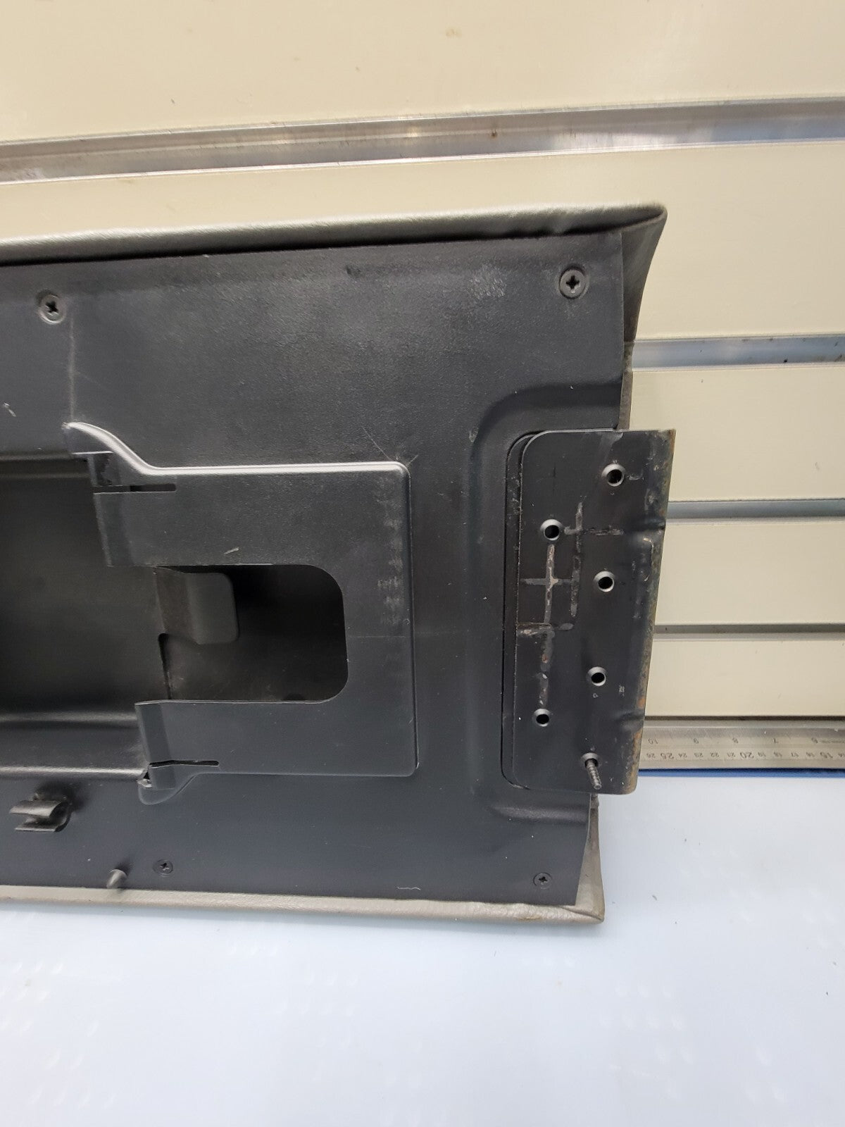 🔥2003-2006 FORD EXPEDITON CENTER CONSOLE ARMREST LID GRAY LEATHER