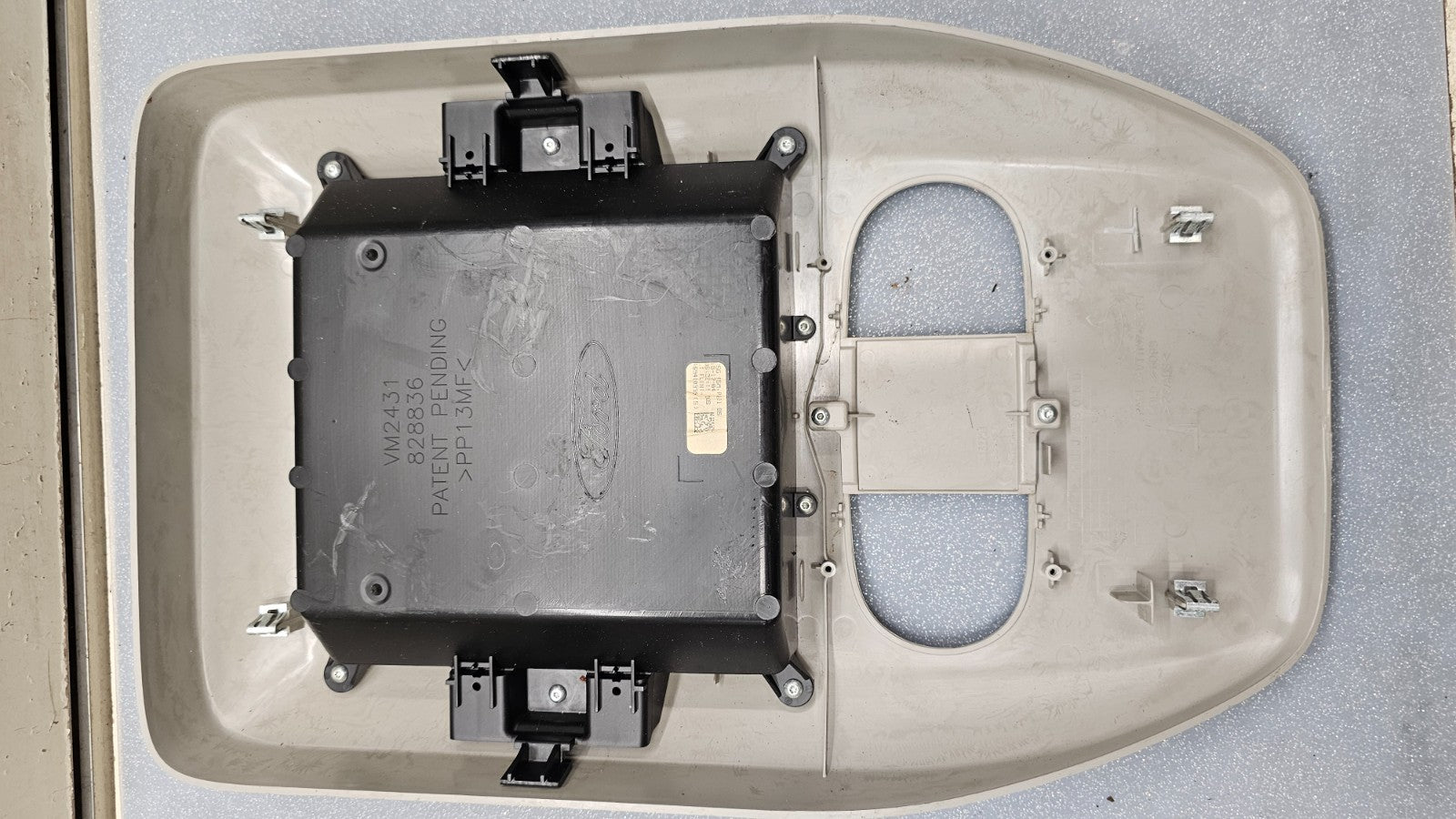 🔥04-08 Ford F-150 F150 Overhead Console DOME Light Lamp Roof Storage Gray