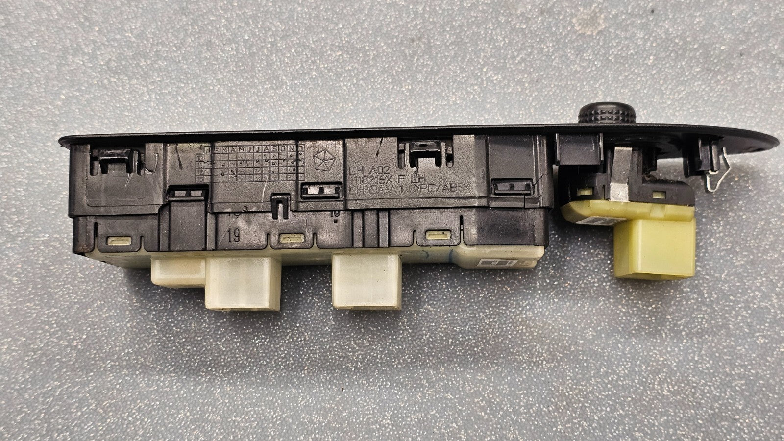 🔥07-14 Chrysler 200 patriot Dakota Left Driver Master Power Window Switch Black