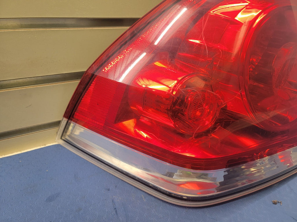 🔥2006-2013 Chevy Impala Tail Light Brake Lamp LH LEFT DRIVERS Side OEM