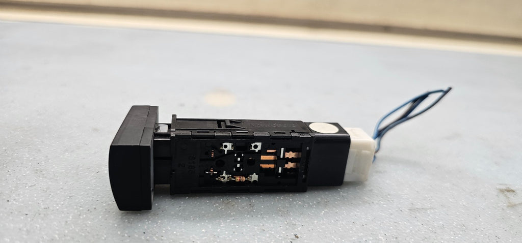 🔥2007-2009 KIA SPECTRA Dash Trip Control Push TRIP BUTTON SWITCH ASSEMBLY OEM