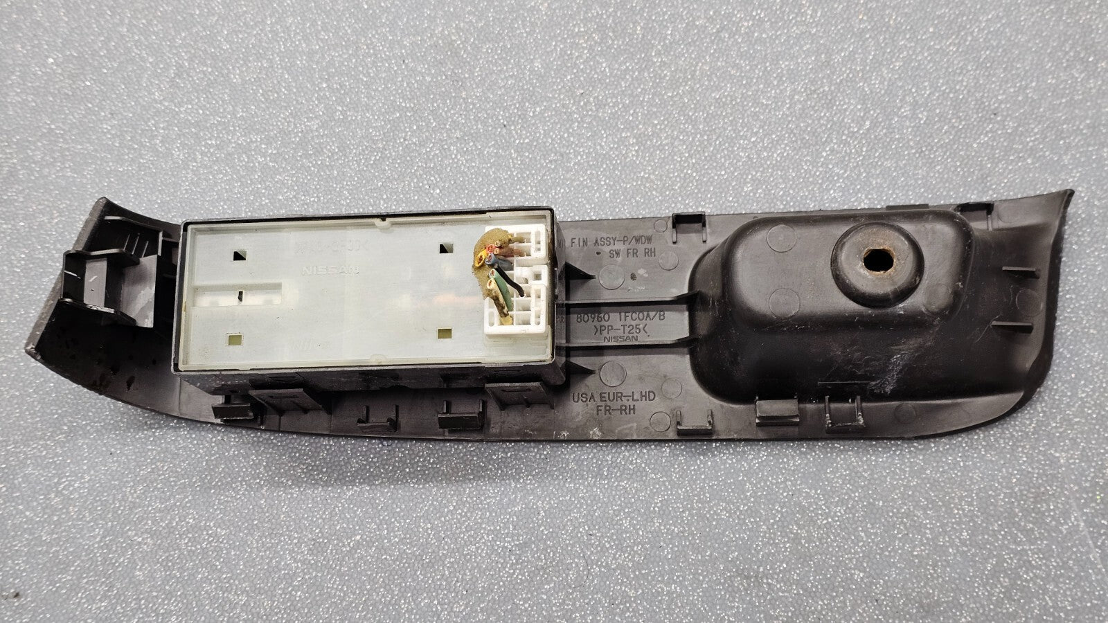 🔥09-14 NISSAN CUBE FRONT RIGHT PASSENGER SIDE POWER WINDOW SWITCH BLACK