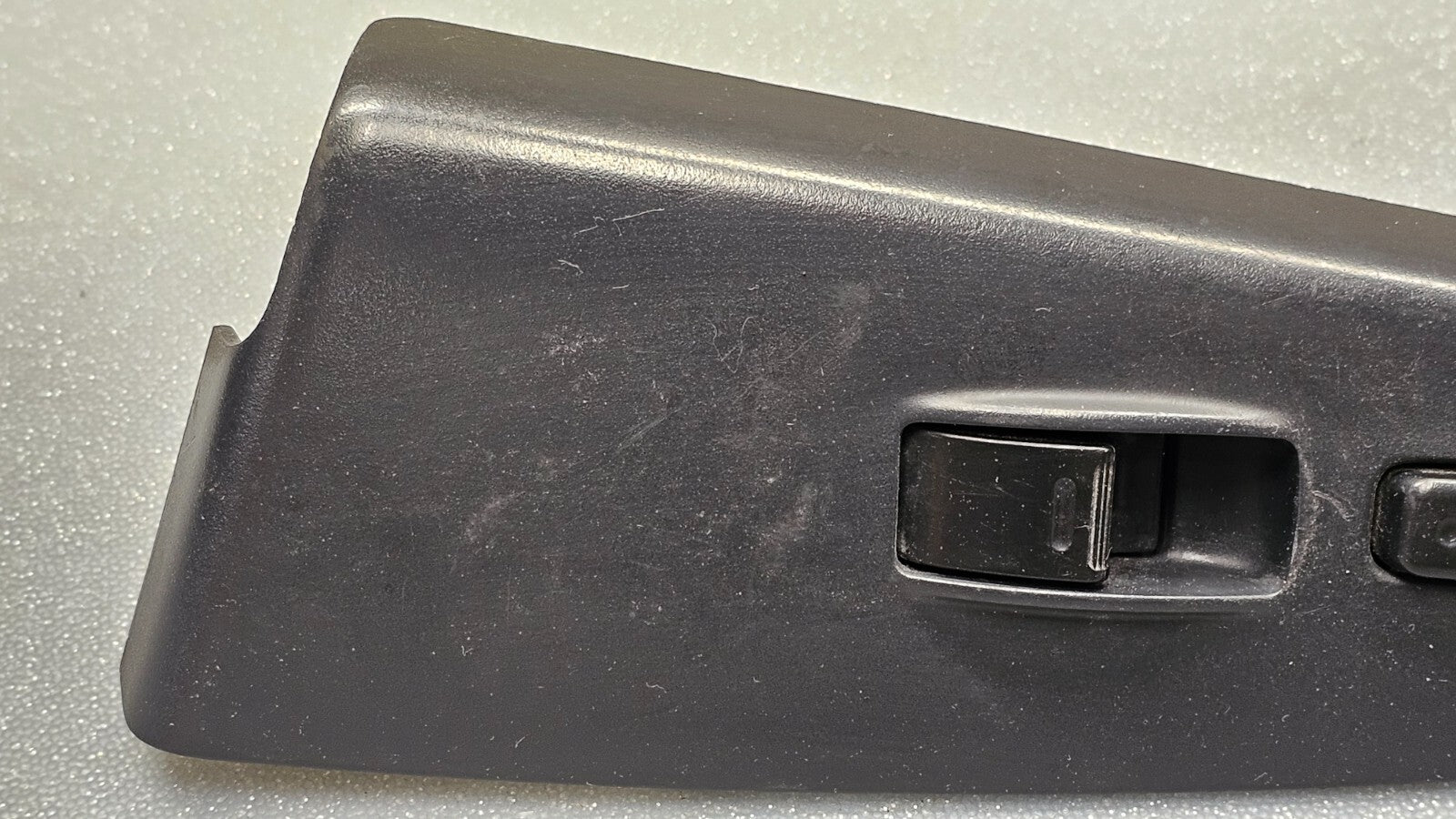 🔥04-08 Toyota Solara Upper Right Passenger Window Door Lock Switch Panel Black