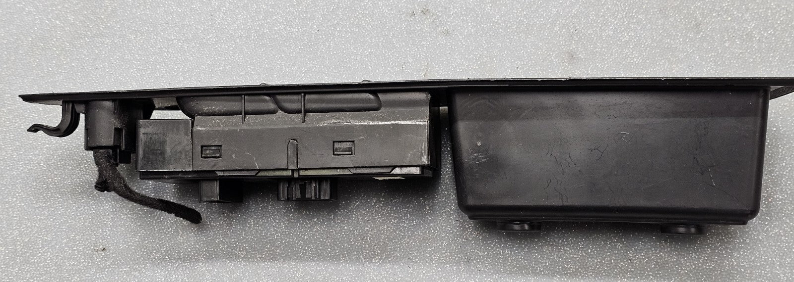 🔥07-09 Saturn Aura Left Driver Master Power Door Window Switch Assembly Black