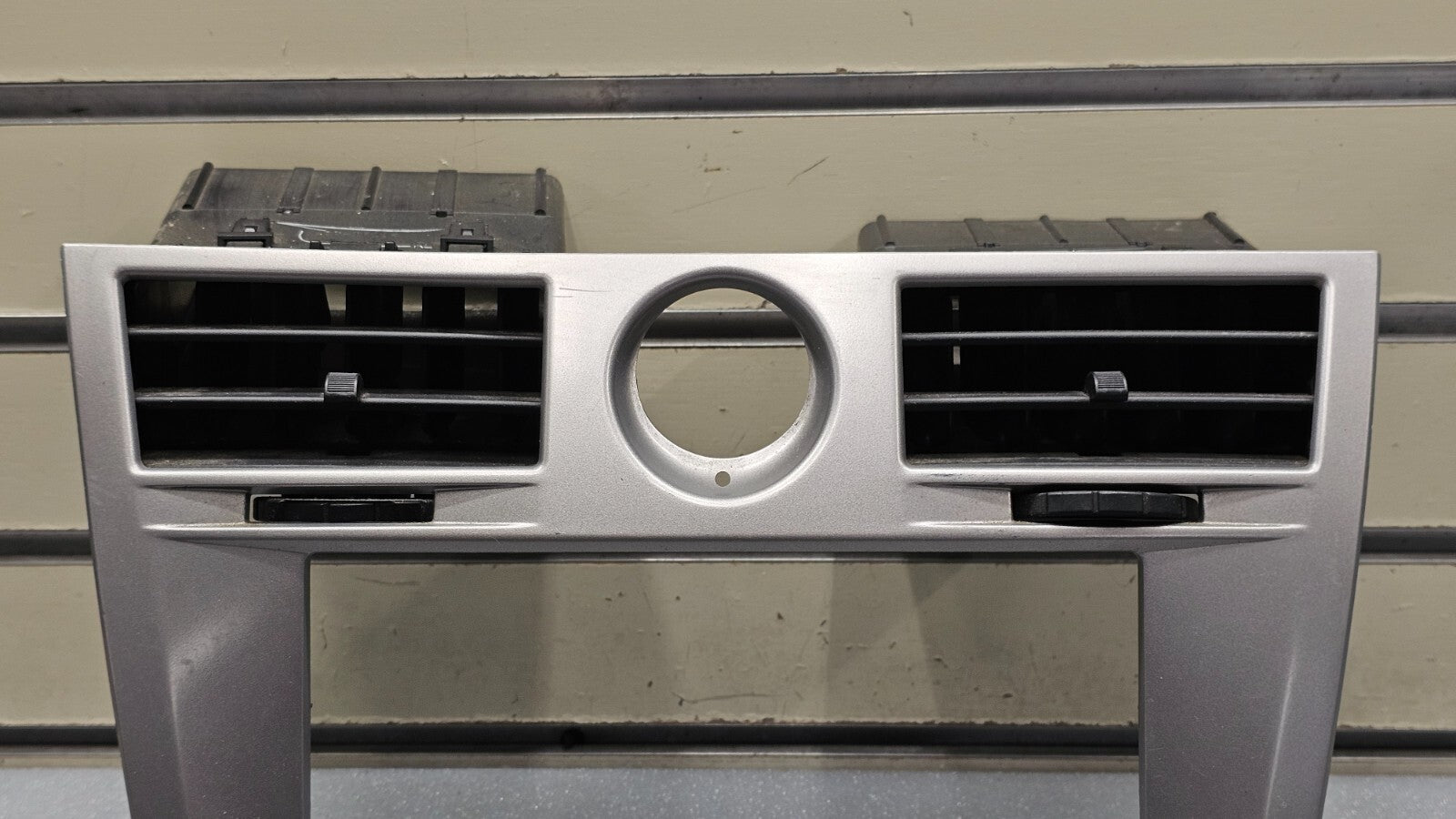 🔥07-10 Sebring Center Dash AM FM Radio Stereo Display Bezel Trim Panel SILVER