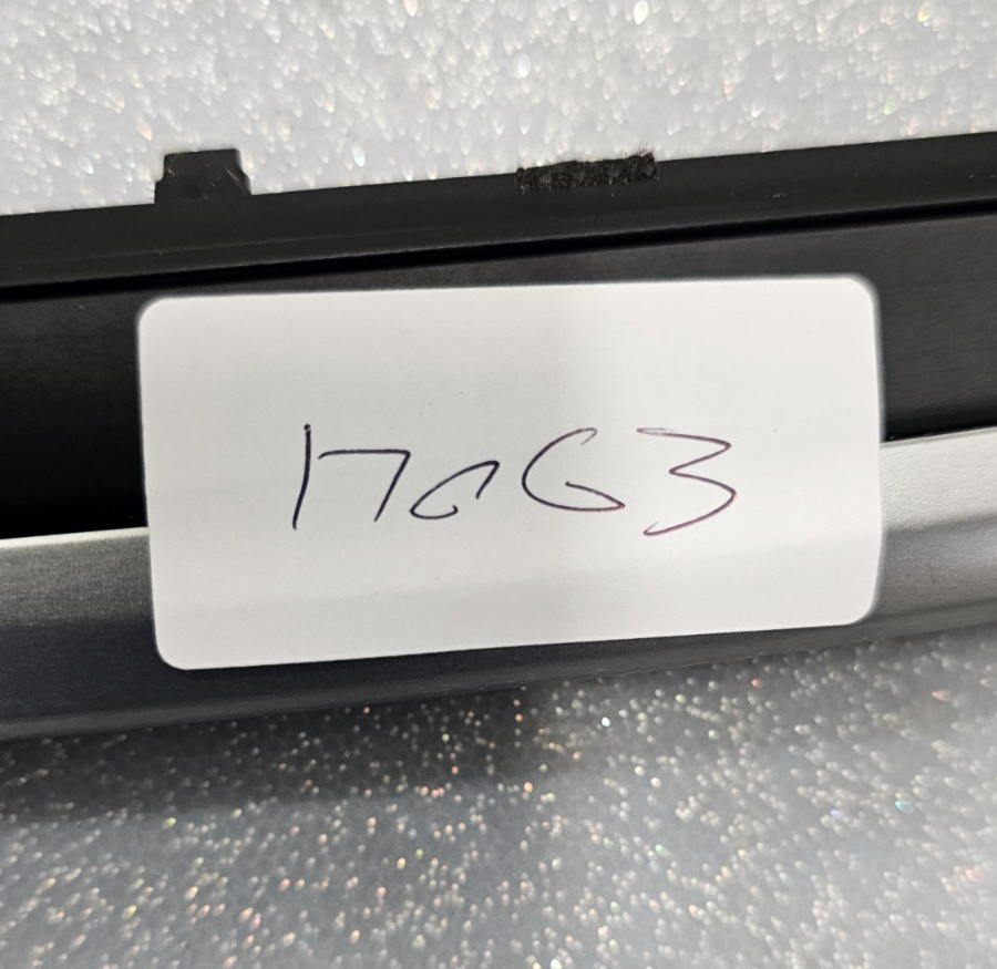🔥16-18 KIA SORENTO RADIO CENTER DASH SURROUND BEZEL TRIM VENTS Assembly Silver