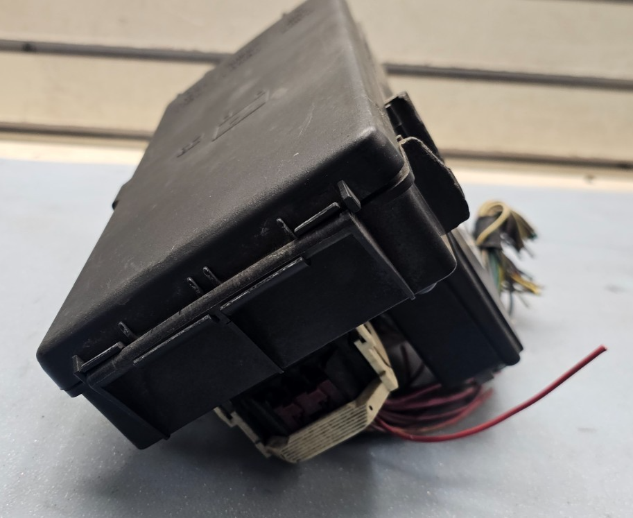 🔥08-09 DODGE RAM FUSE BOX RELAY TIPM TOTALLY INTEGRATED POWER MODULE ASSEMBLY