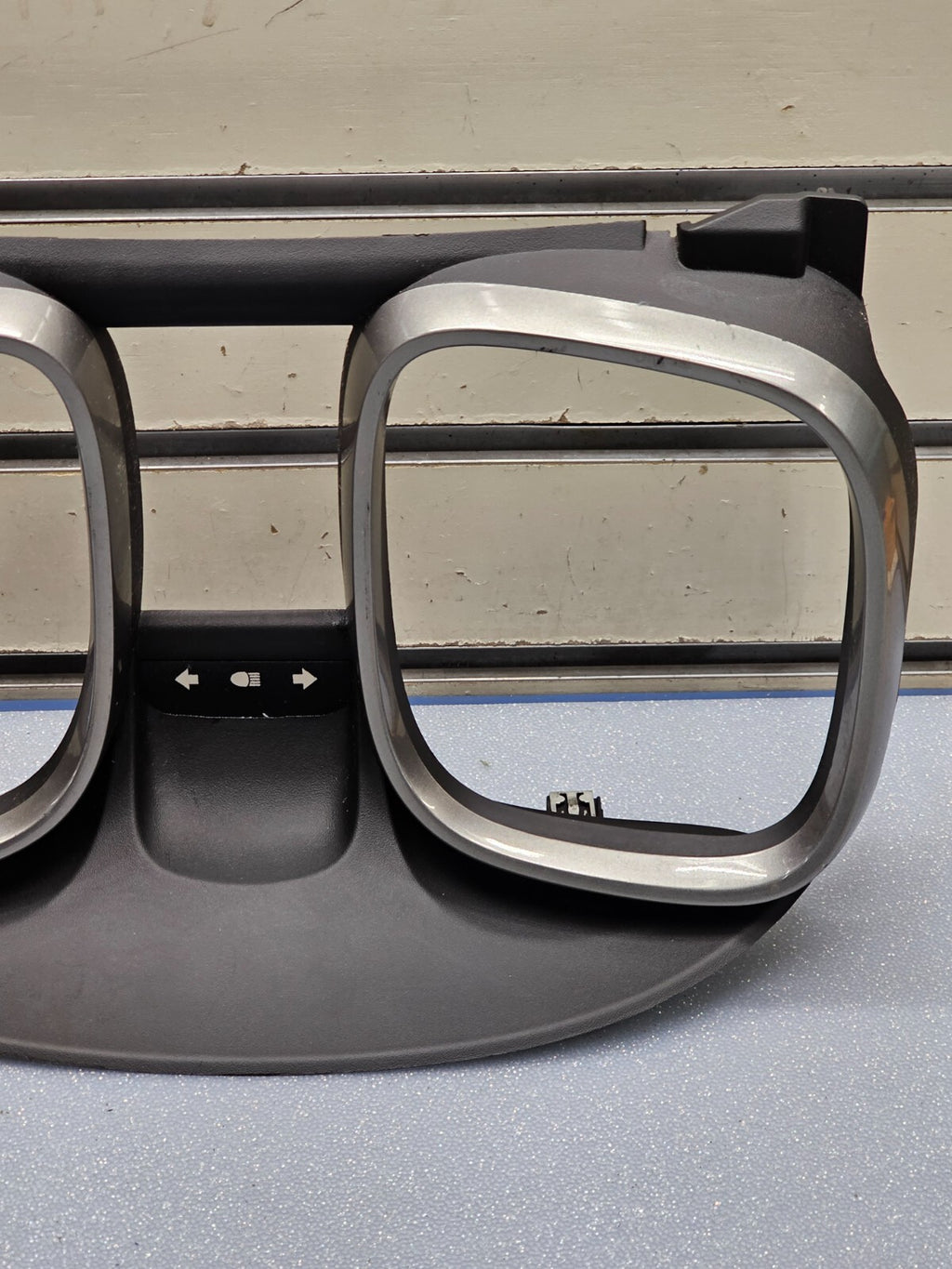 🔥13-15 MALIBU DASH INSTRUMENT CLUSTER SPEEDOMETER TACHOMETER BEZEL SILVER/BLACK